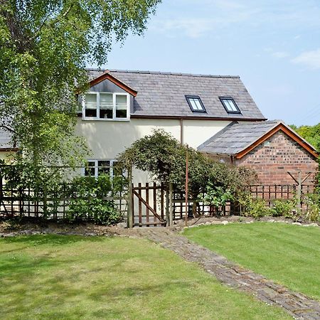 Woodhouse Cottage Hawarden エクステリア 写真